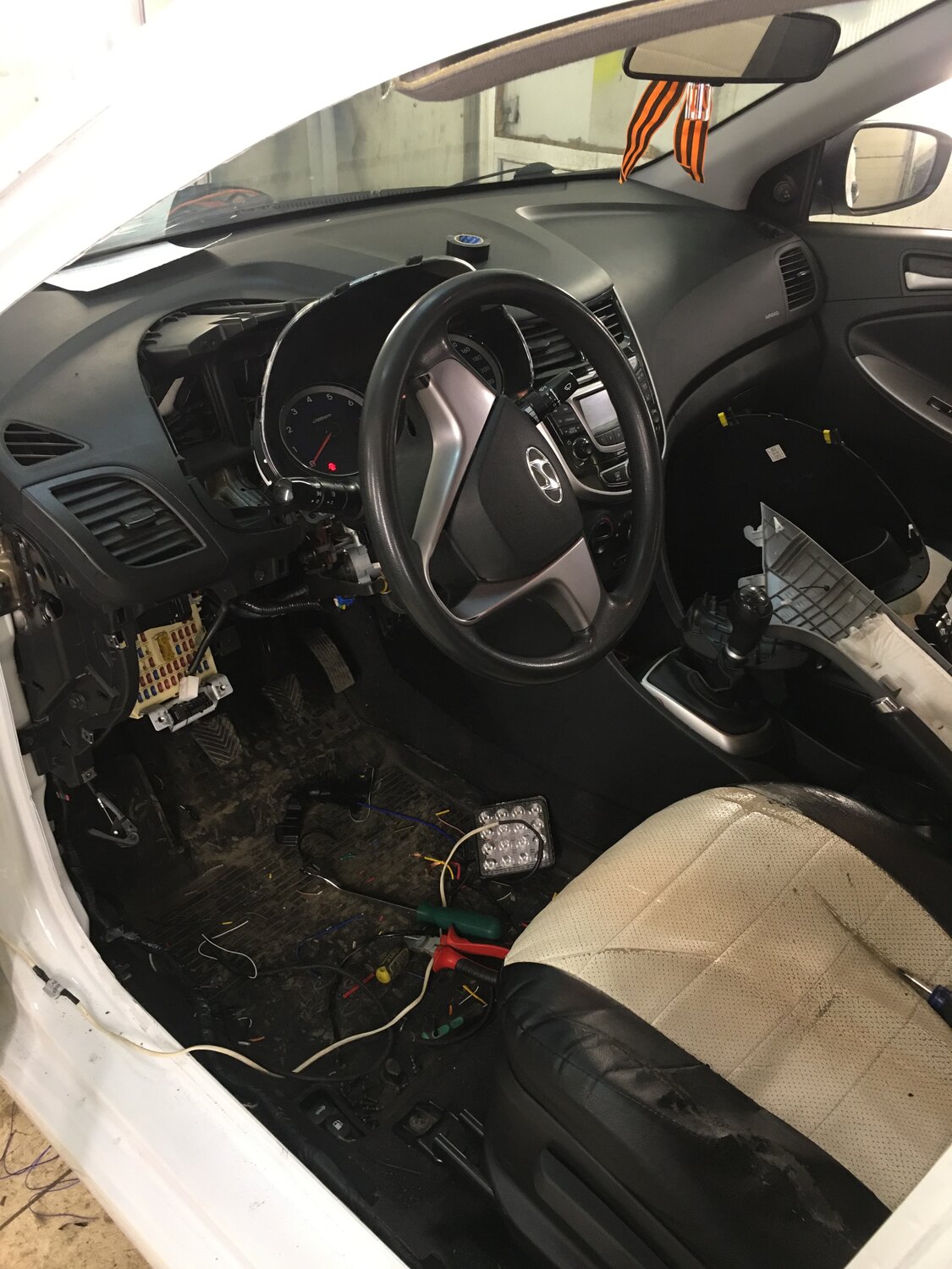 сигнализация с автозапуском для хендай солярис 2011, сигнализация с автозапуском на митсубиси асх, установка сигнализации с автозапуском, сигнализация с автозапуском на митсубиси лансер 10, Mazda 3 MPS II Рестайлинг
