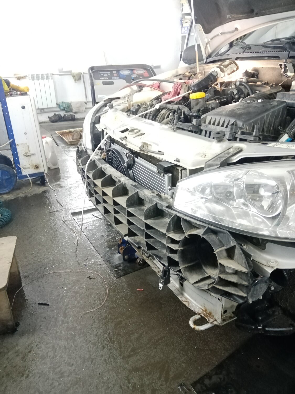 автомобиль, авто, запчасти автомобиля, xc70 без бампера, запчасти