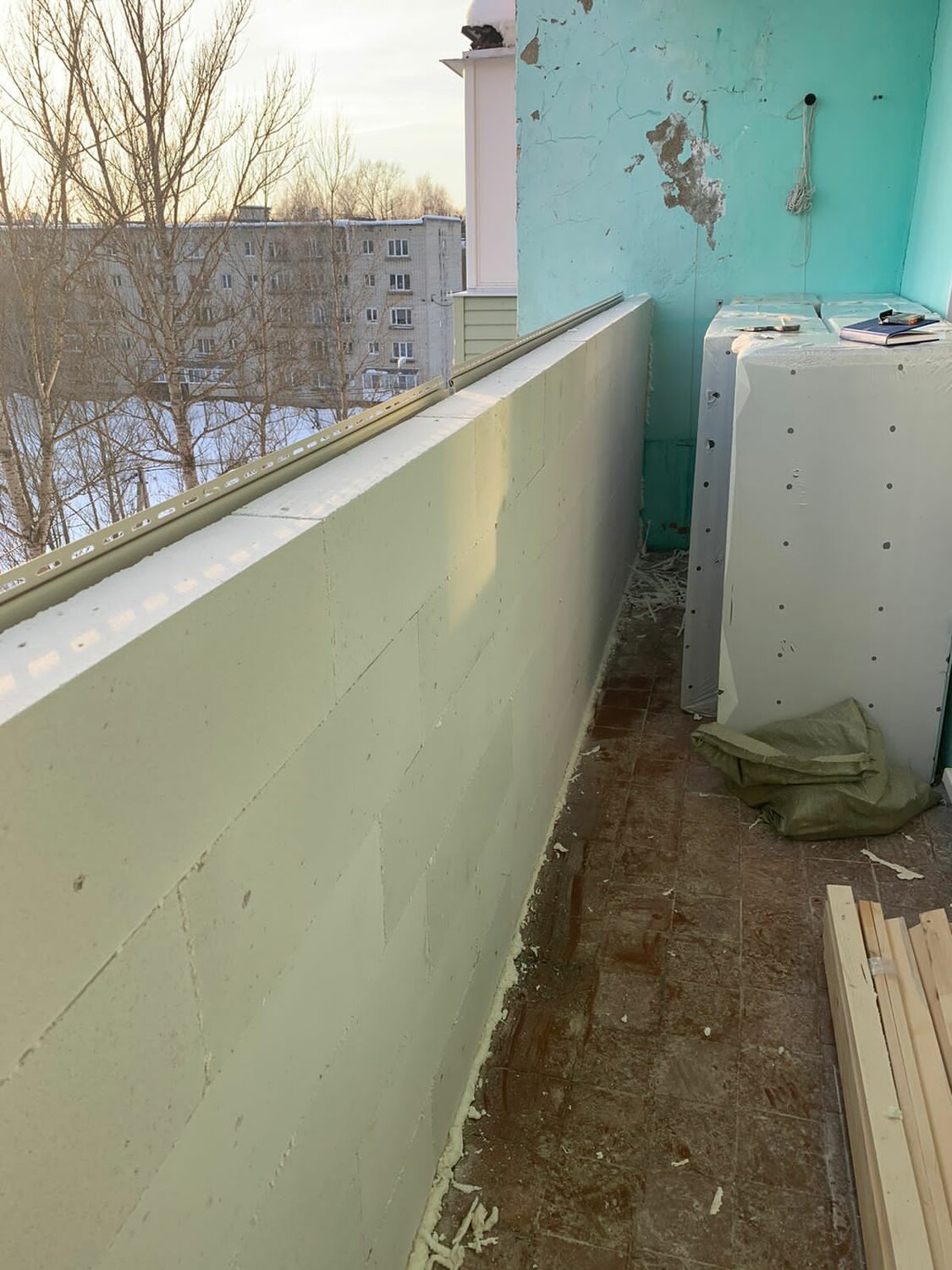 утепление фундамента дома снаружи пенополистиролом, эппс на цоколь, цоколь эппс цсп, утепление фундамента дома снаружи, утепление цоколя