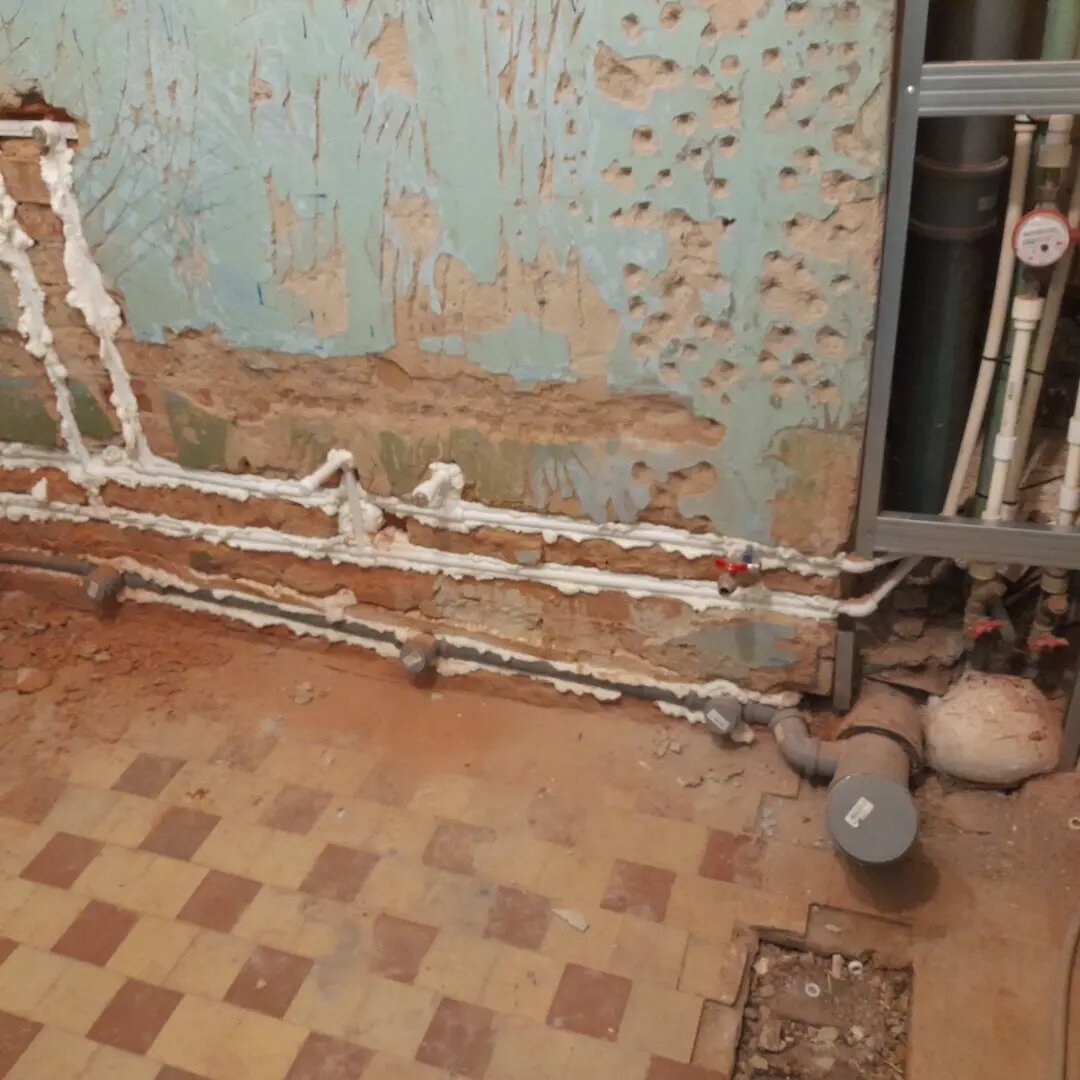 разводка труб в ванной, разводка труб, сантехническая разводка, разводка водопровода, ремонт водопровода