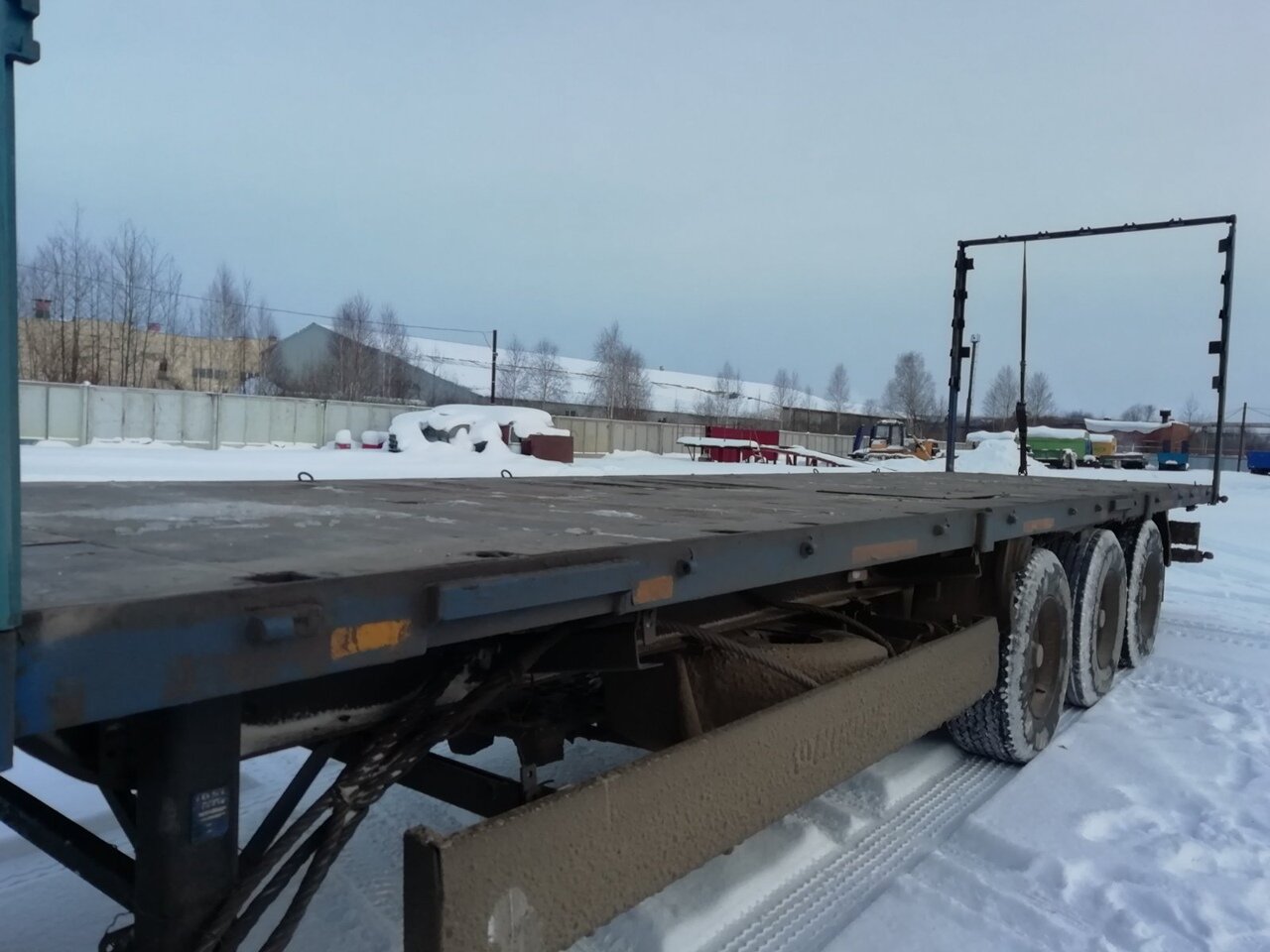 полуприцеп, полуприцеп бортовой, полуприцеп с бортовой платформой, чмзап 93853 полуприцеп №2, 2006 год выпуска, полуприцеп schmitz spr 24/l