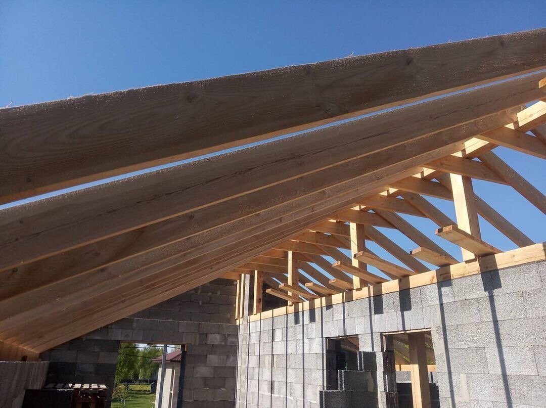 стропильные системы крыш, стропила для односкатной крыши, стропила односкатной пристройки, стропила для крыши, монтаж односкатной крыши