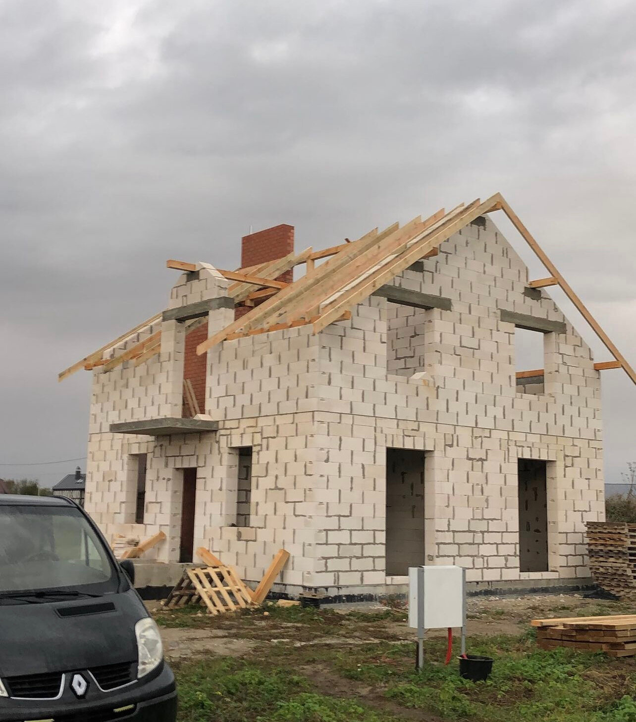 строительство домов из газобетона, полутораэтажный дом из газобетона своими руками, дом из газобетона, проекты домов из газобетона, дом из газосиликатных блоков