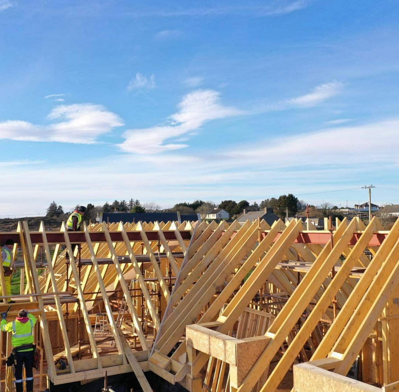 строительство крыши, стропильные системы крыш, строительство кровли, крыша стропила, монтаж стропильной системы