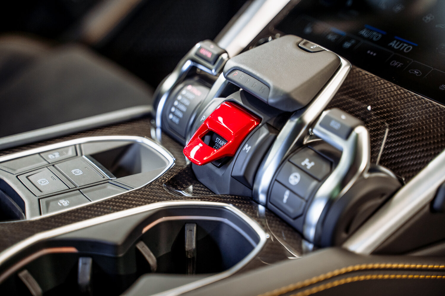 lamborghini urus, lamborghini urus коробка передач, lamborghini, lamborghini aventador коробка передач, lamborghini aventador кнопка зажигания