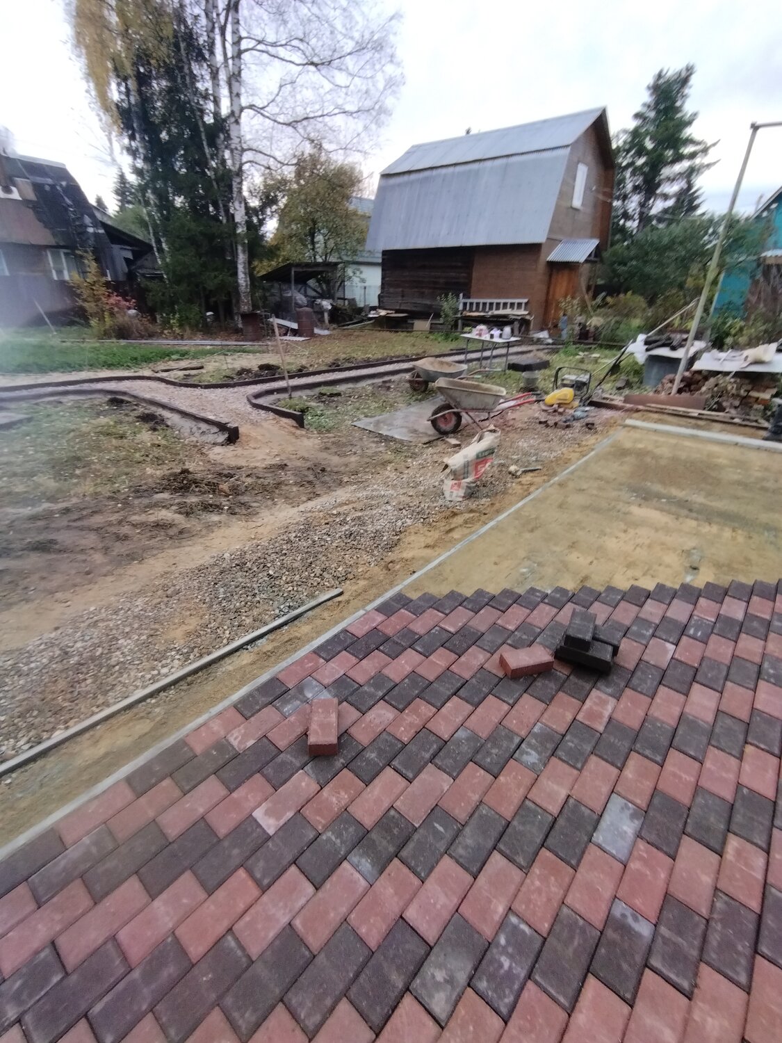 Укладка тротуарной плитки в Москве - Плиточные работы - Ремонт и ...