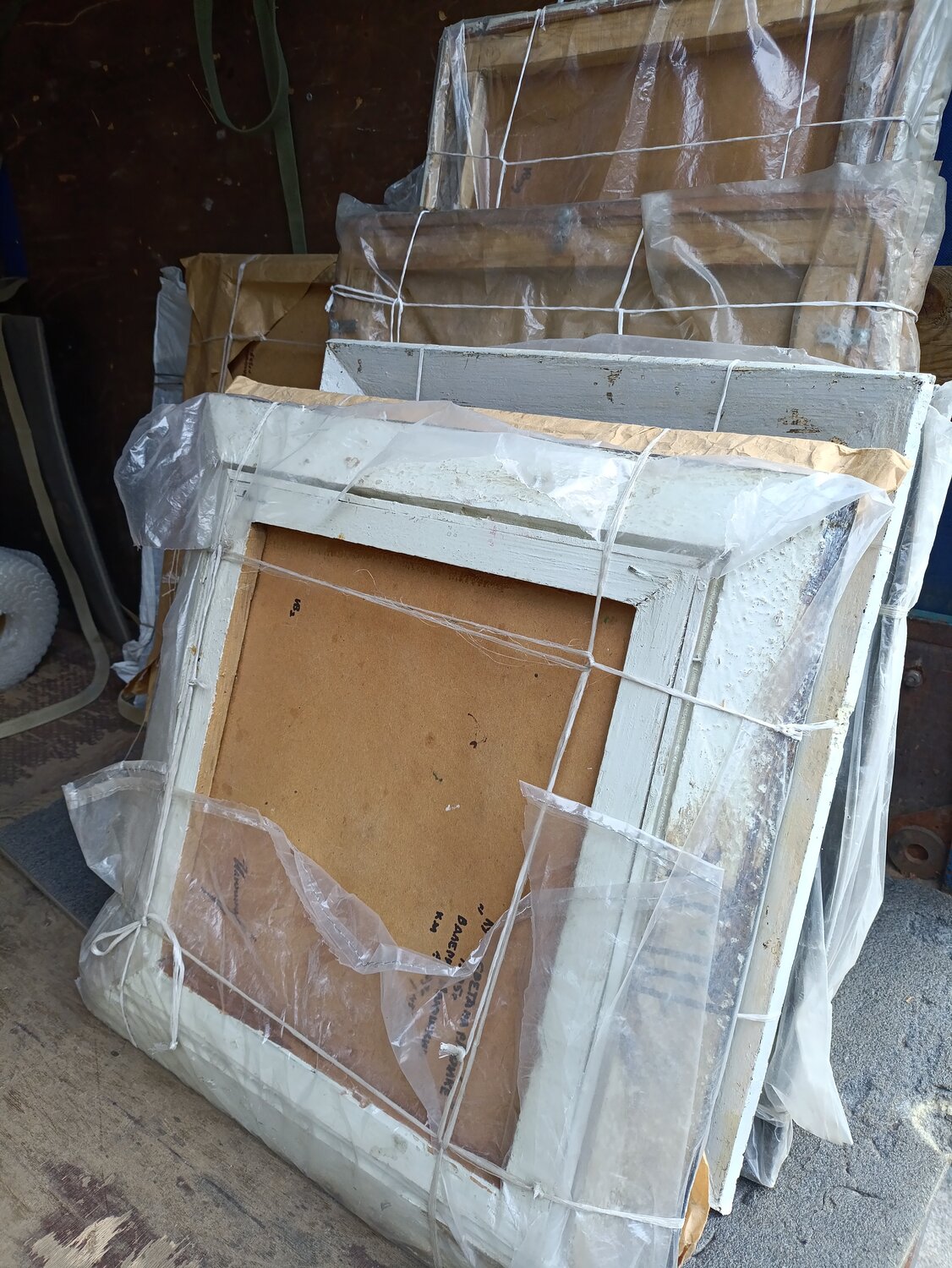 окно, окна деревянные, пластиковые окна б, пластиковые окна бу, окна бу