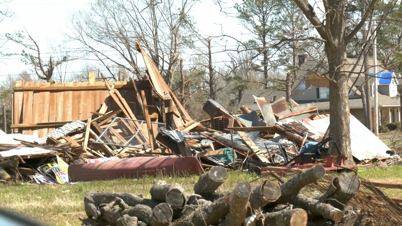 tornado damage, storm damage, devastating tornado, �������������� �� ������, tornado