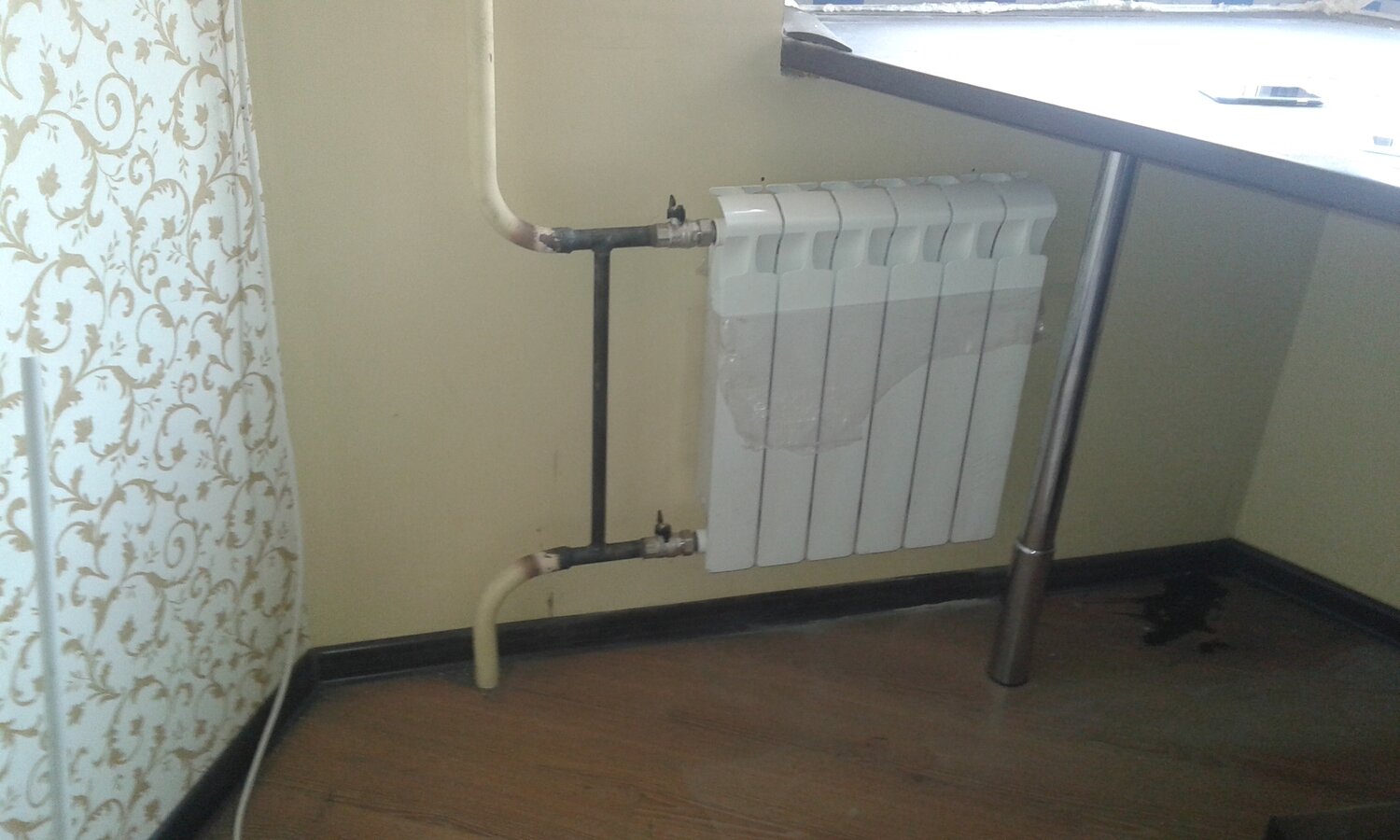 Замена радиатора отопления в Москве - Сантехнические работы и монтаж ...