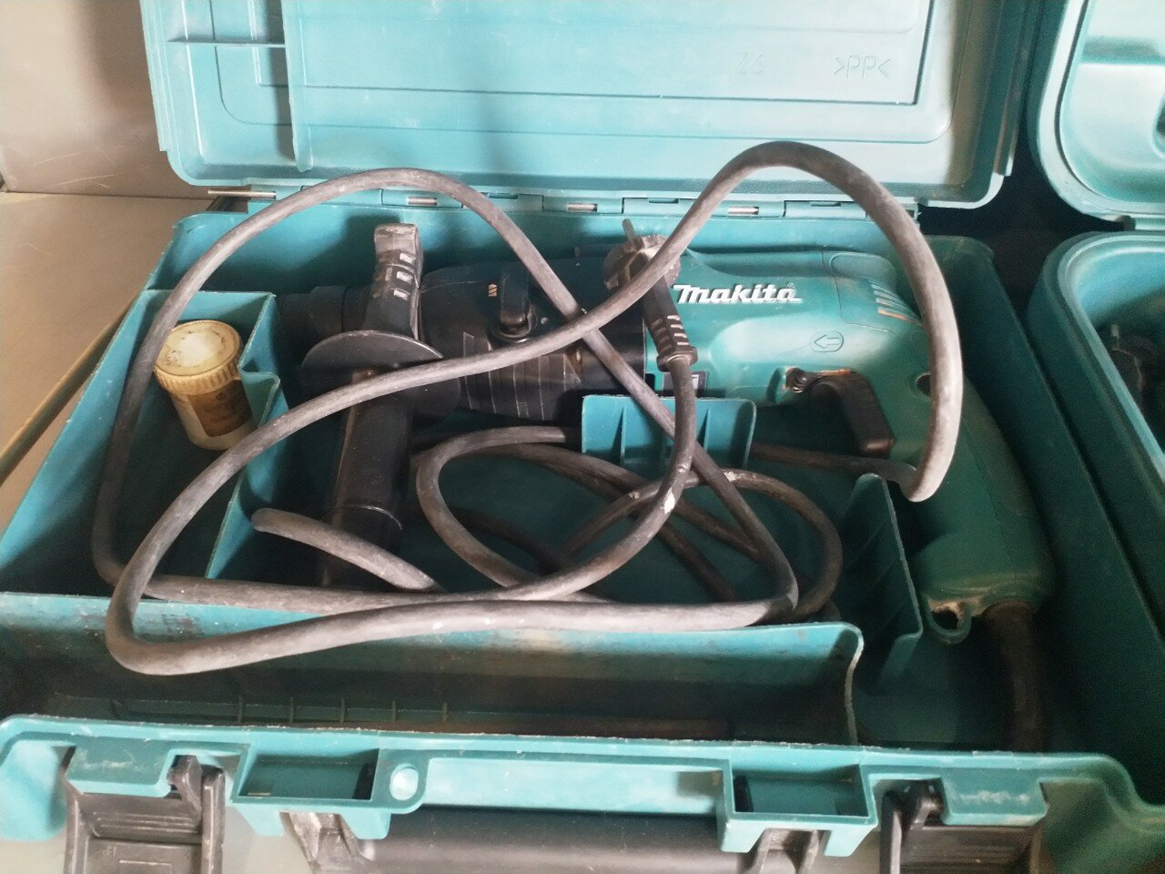 makita hr 2470, makita hr2470, makita kp0800k, makita hr2470 кейс, сгоревшей перфоратор макита