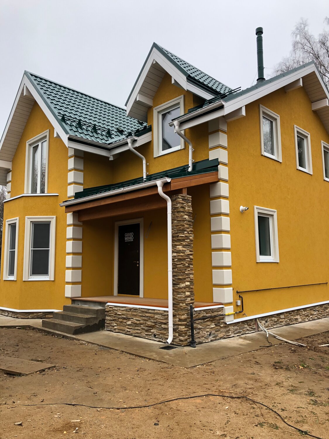 коттедж, отделка мокрый фасад, загородный дом, штукатурка фасада, мокрый фасад