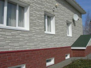 сайдинг для наружной отделки для газобетона, цокольный сайдинг на доме, цокольный сайдинг альта-профиль скалистый камень, фасадные панели под большой камень виниловый, сайдинг