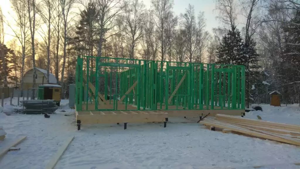 каркасный дом, каркасный фанерный дачный дом, строительство каркасного дома, строительство, каркас
