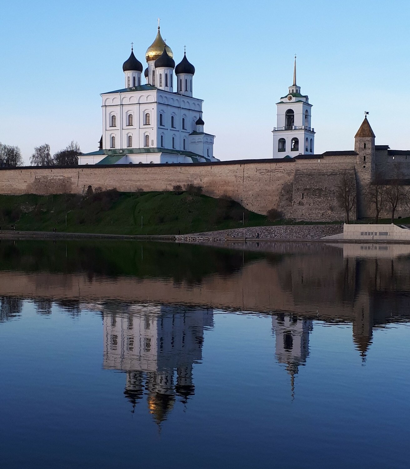 псковский кремль кром, псков кремль, псковский кремль псков, спб псковский кремль, псков кремль и троицкий собор