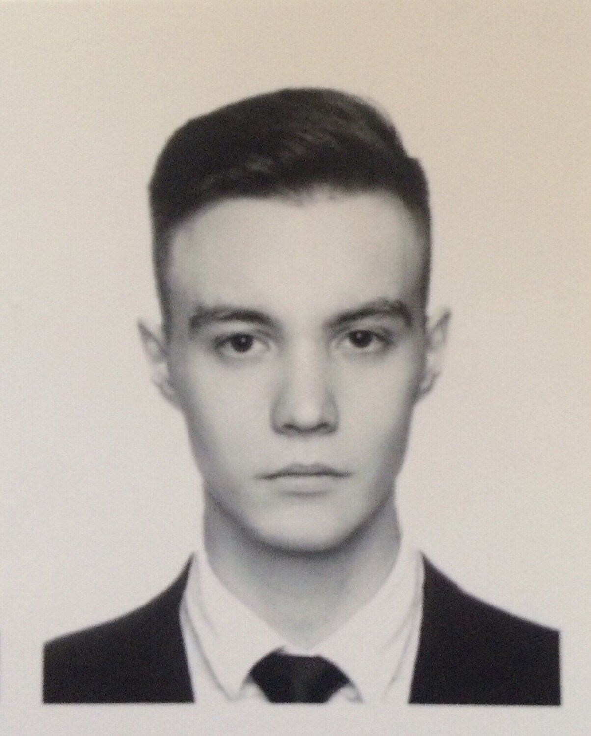 Дмитрий Колнаузов
