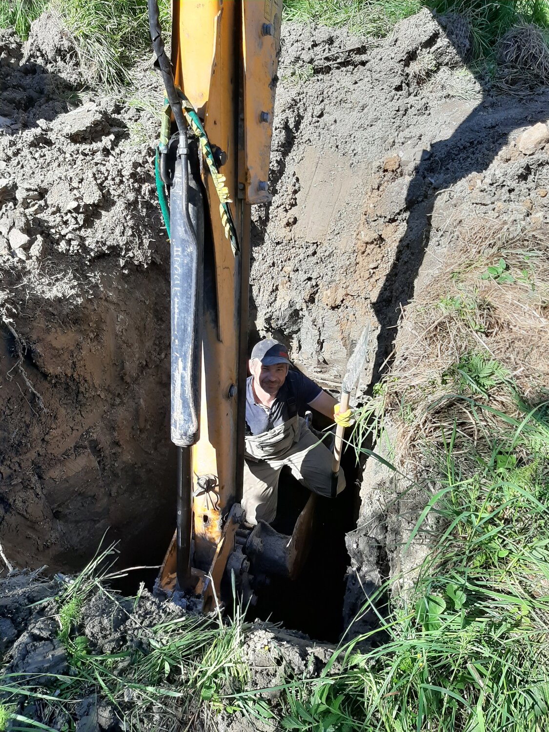 строительство или ремонт, водоснабжение, водопровод в шахте, водовод, водопровод