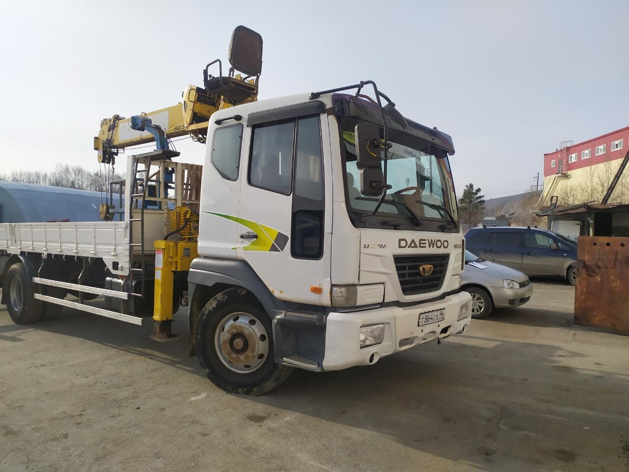 самогруз daewoo novus, манипулятор daewoo ultra novus 20 тонн, шильдики к манипулятору daewoo novus с кму dongyang ss1926, кму daewoo novus, daewoo novus грузовой бортовой с манипулятором