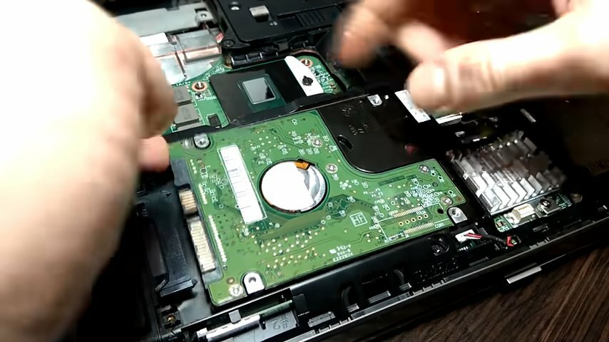 жесткий диск для ноутбука asus x553m, жесткий диск заводской от нетбука aspire one, починить ноутбук, ноутбук, жёсткий диск для нетбуков dell
