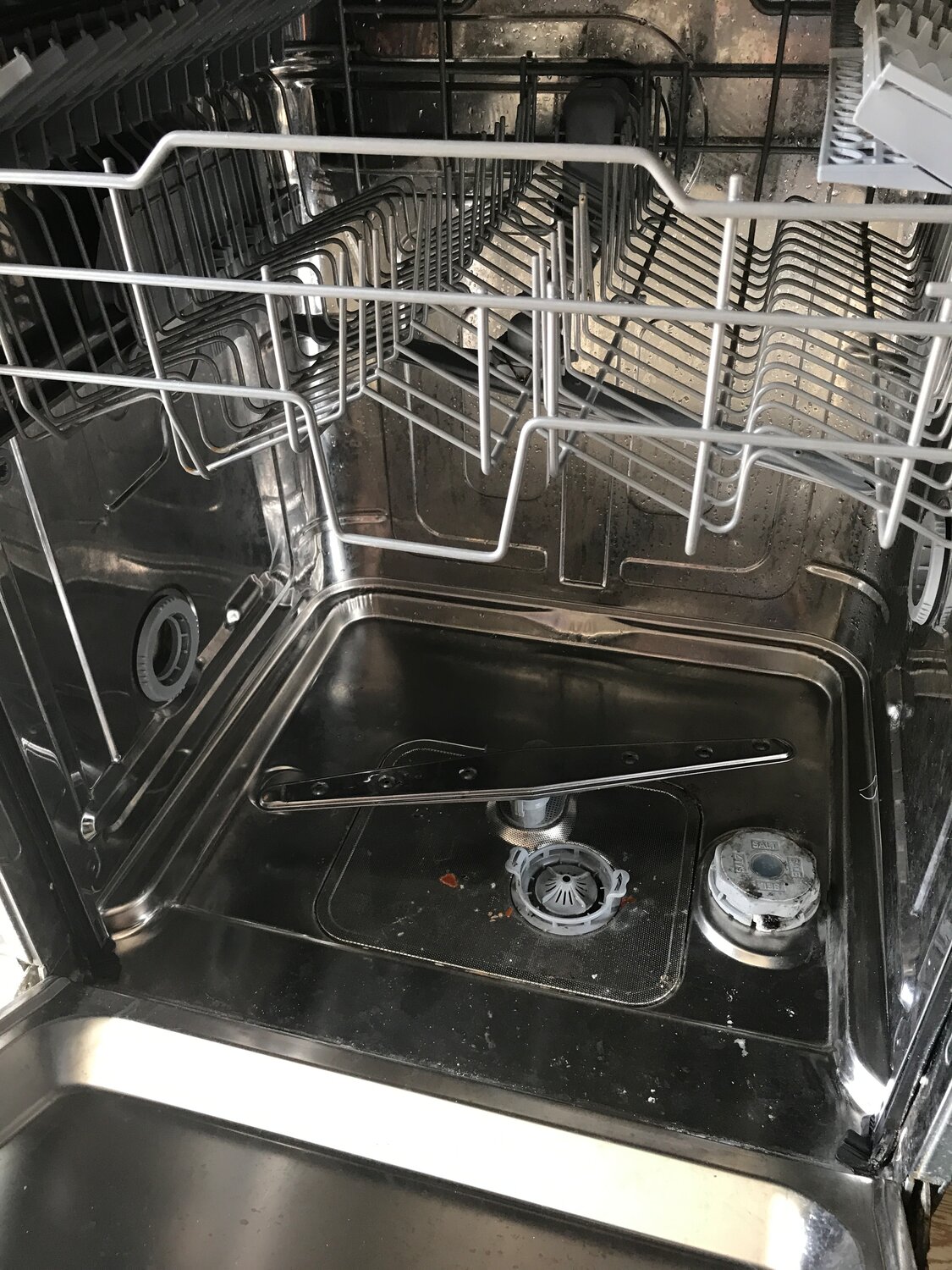 посудомоечная машина, бытовая техника, посудомоечная машина beko dsfs 1530, техника, посудомоечная машина electrolux esl 45010