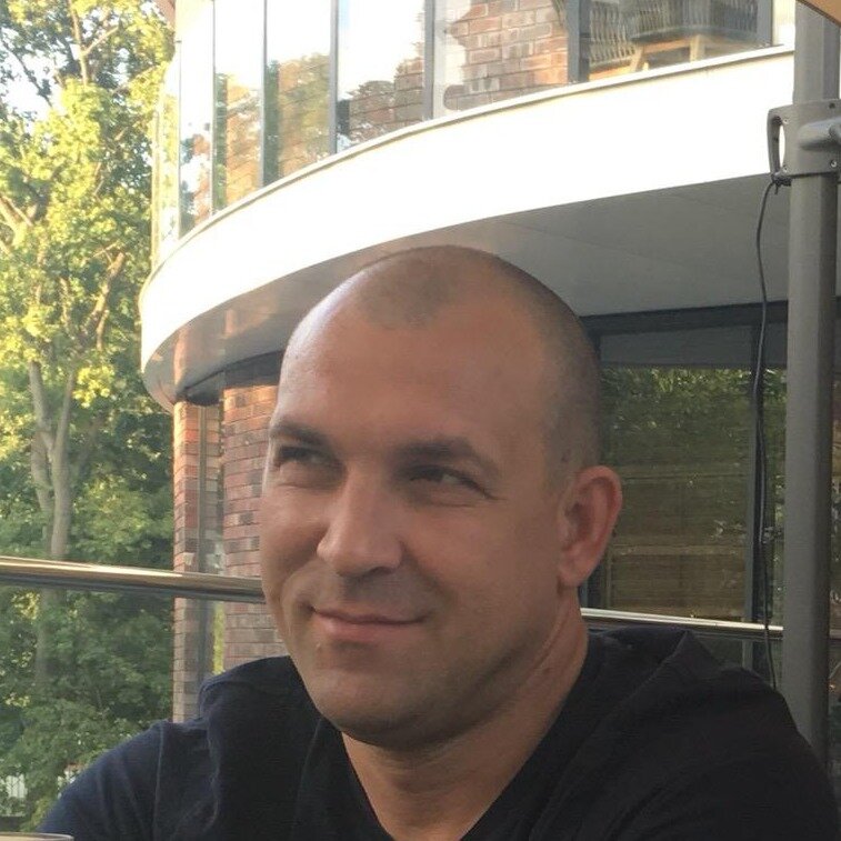 Андрей Тарасов