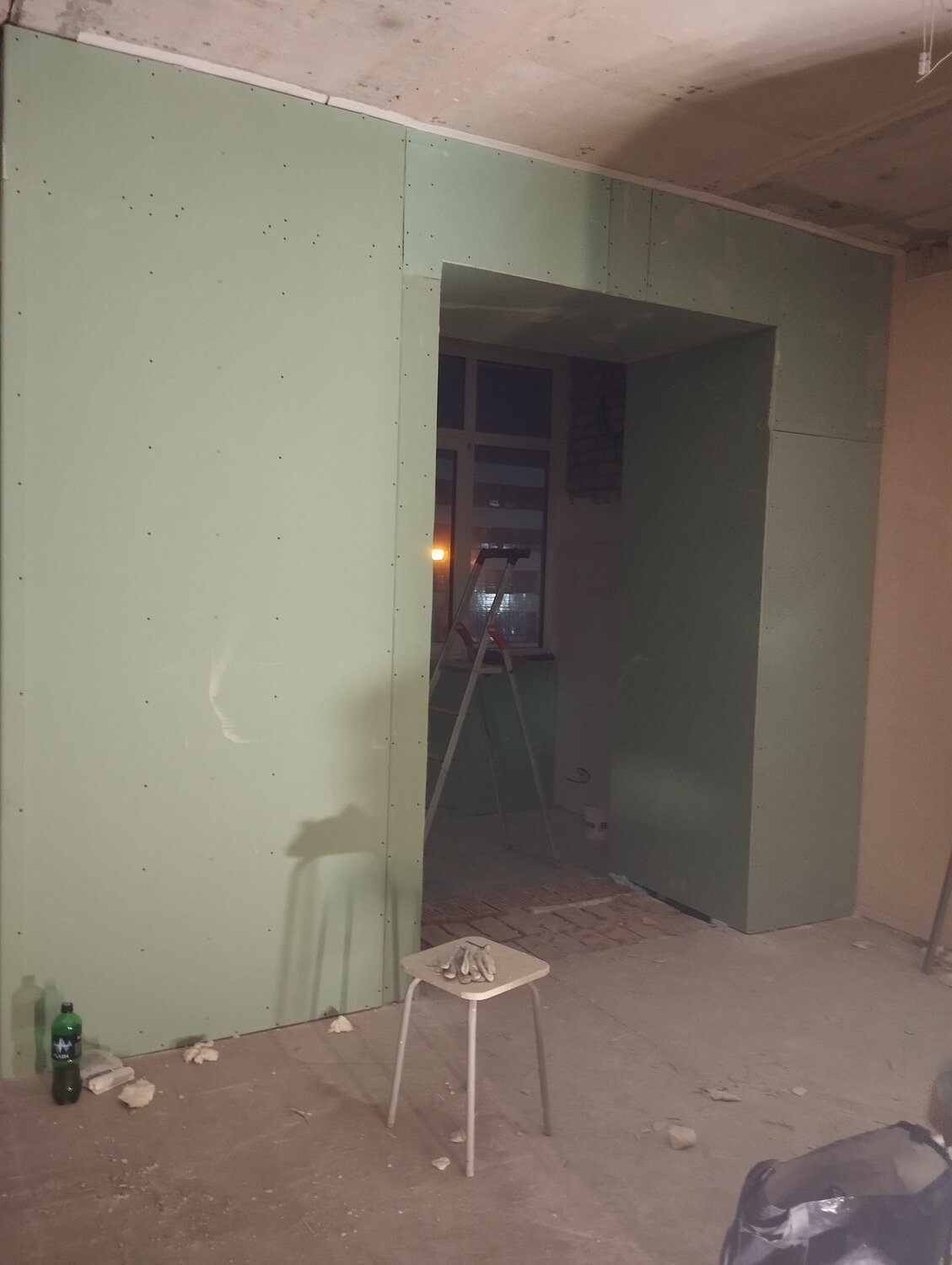монтаж перегородки из гипсокартона, перегородка из гипсокартона, гипсокартон перегородка, стены из гипсокартона, межкомнатная перегородка из гипсокартона