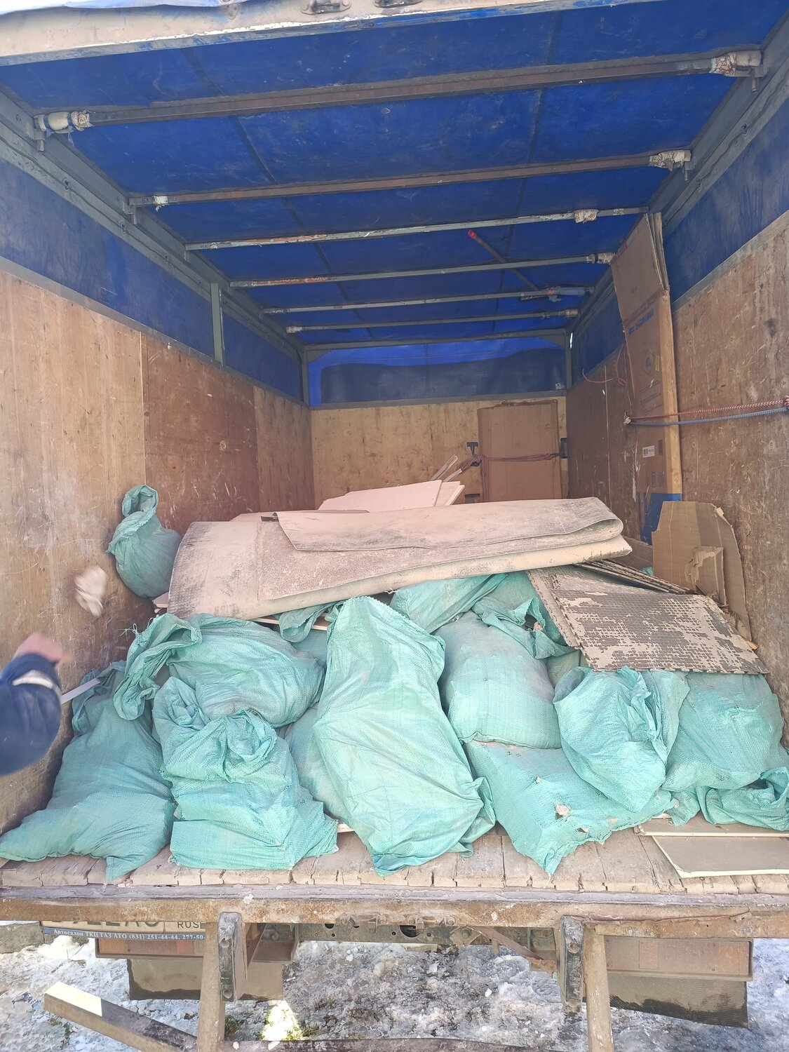 газель вывоз мусора, вывоз строительного мусора, вывоз мусора, вывоз мусора камаз, вывоз мусора контейнер