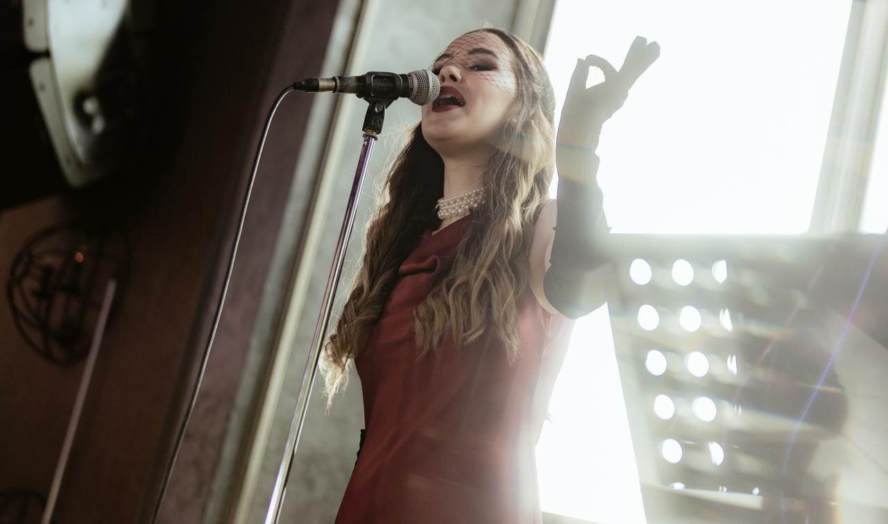 ��������������, typh barrow ������������, ���������������������� ����������, singer songwriter, �������������� ����������