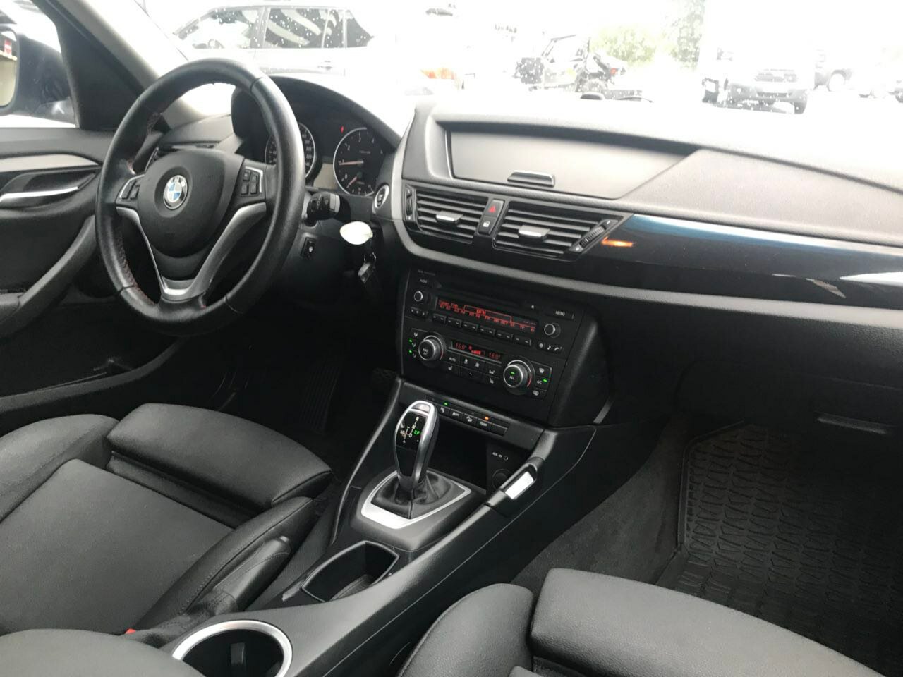 bmw x1 2012 салон, бмв f10 525 салон, bmw 530 2013 салон, bmw x1 i e84 салон, BMW X1 I (E84) Рестайлинг