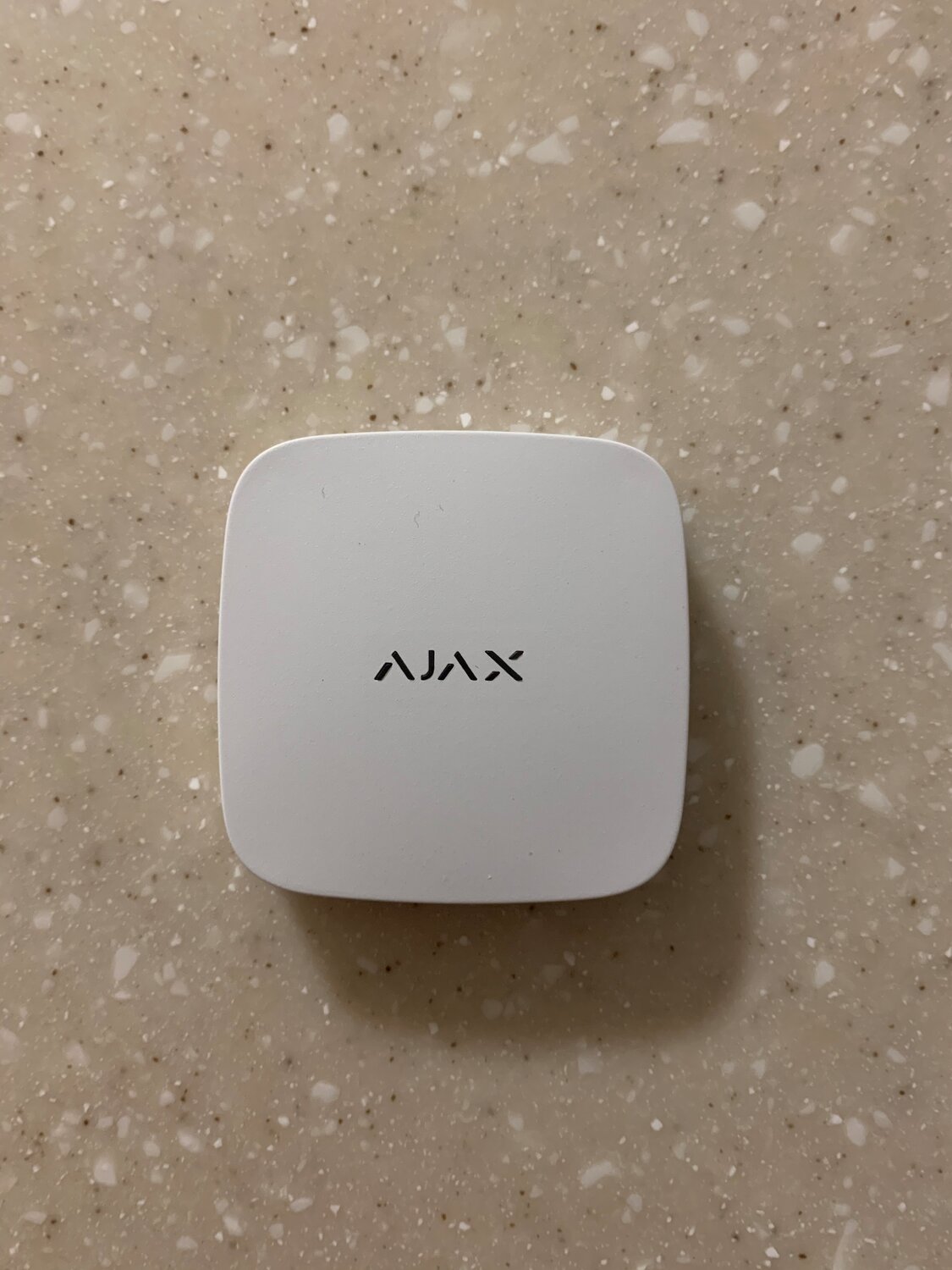 система ajax датчик протечки, ajax hub 2 plus, ajax hub plus, ajax leaksprotect белый, ajax starterkit белый