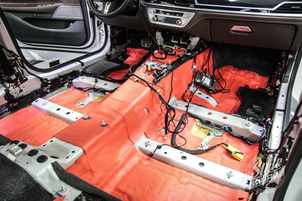 шумоизоляция bmw g11, шумоизоляция honda crv, шумоизоляция автомобиля, bmw x4 шумоизоляция, шумоизоляция тойота аква