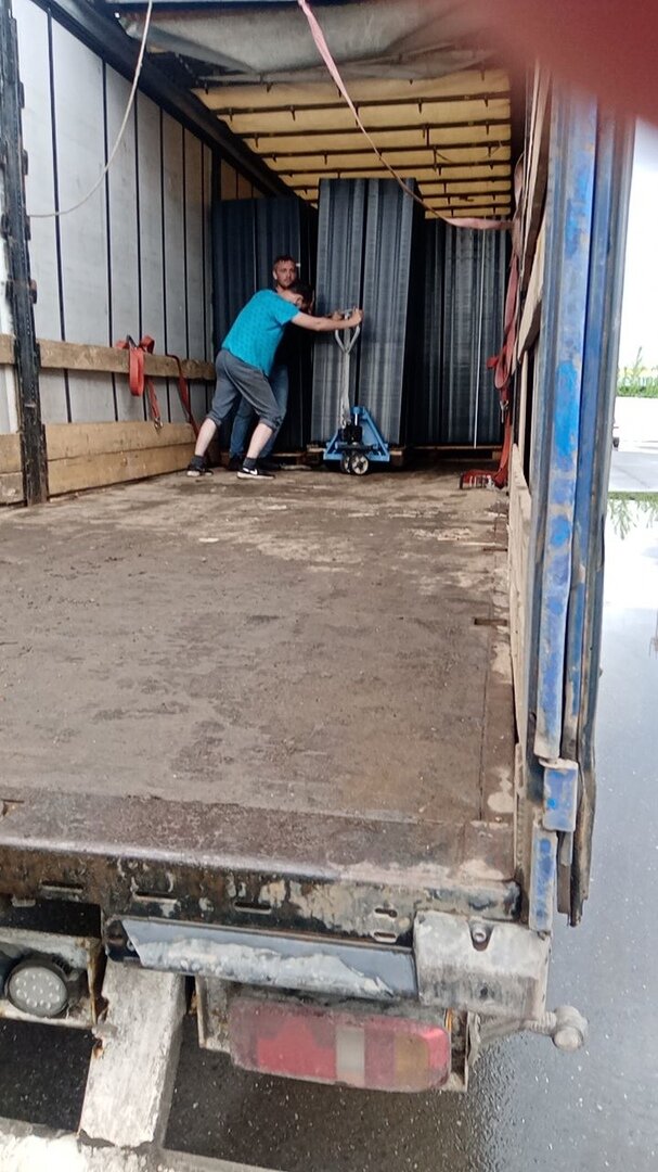 грузовой автомобиль, полы в будке газели, грузовая, кузов фуры, груза газель реф дом переезды