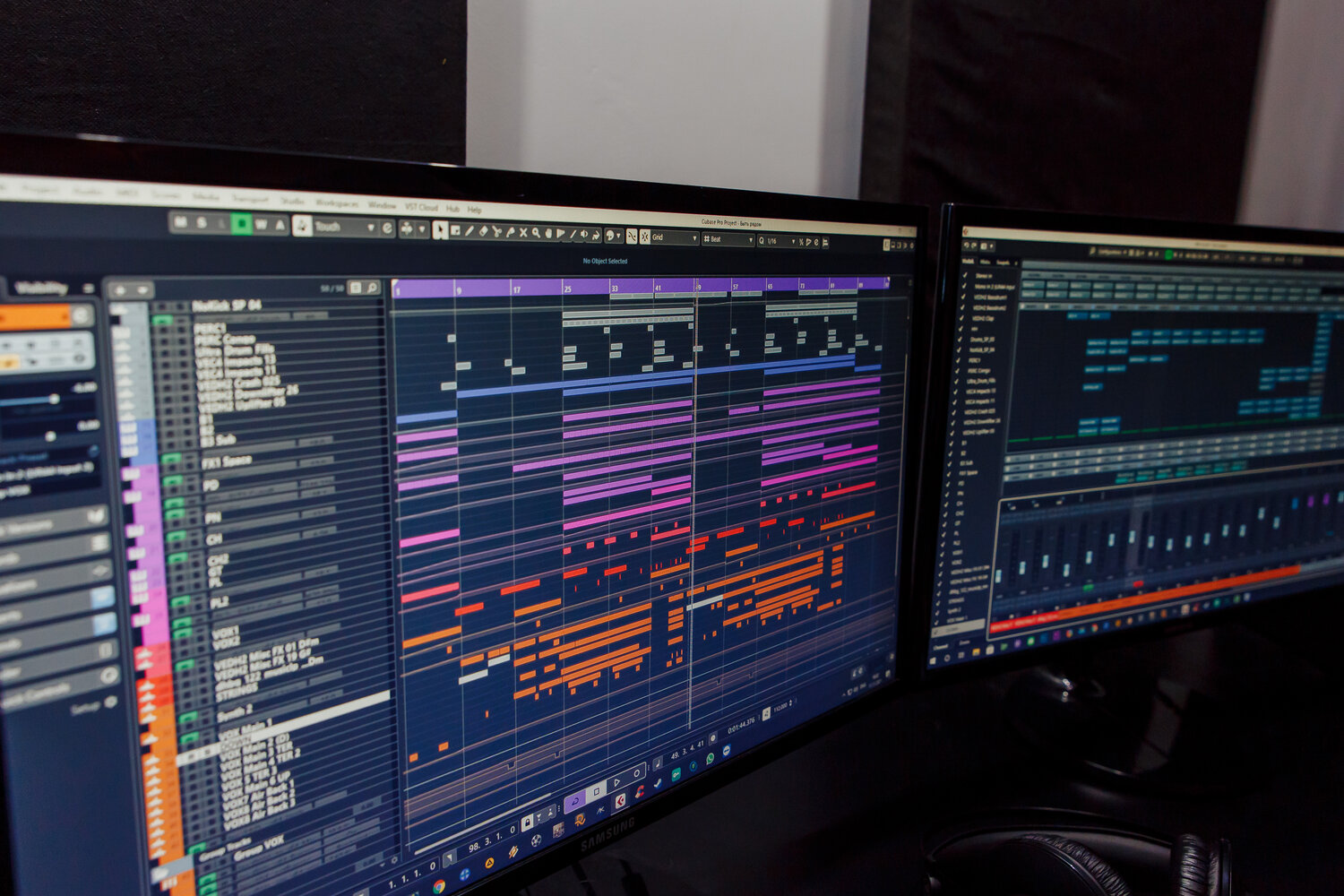 steinberg cubase 10.5, cubase 9.5, cubase 3.1, steinberg cubase, экран с текстом