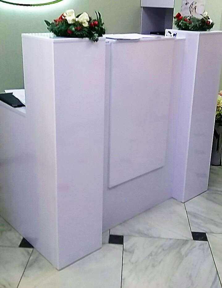 стойка администратора, ресепшн, стойка ресепшн для магазина, мини стойка ресепшн для администратора, ресепшн стойка