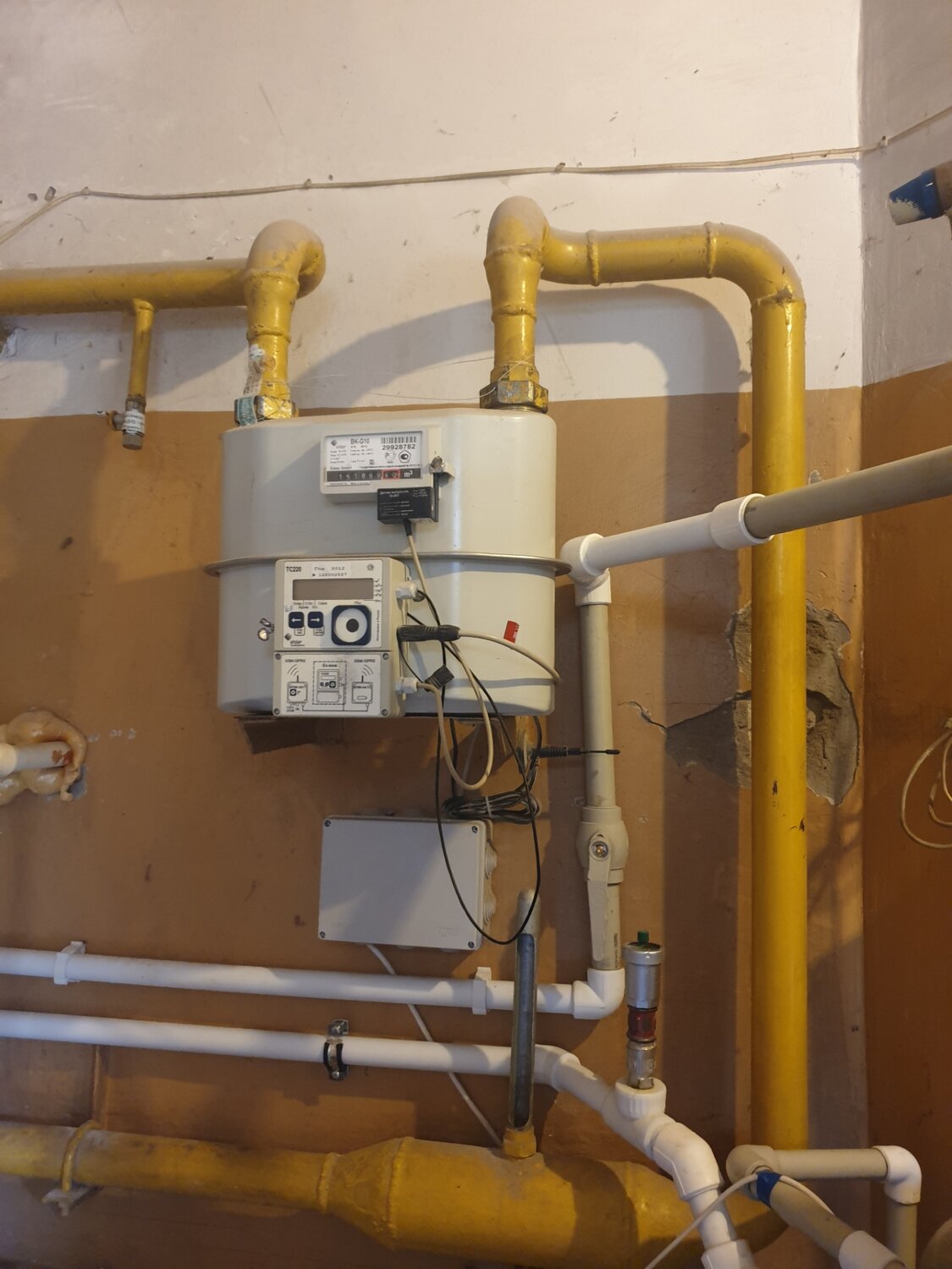 модульная газовая пароводогрейная котельная, монтаж внутреннего газопровода, внутренний газопровод в доме, внутренний газопровод, газопровод в многоквартирном доме