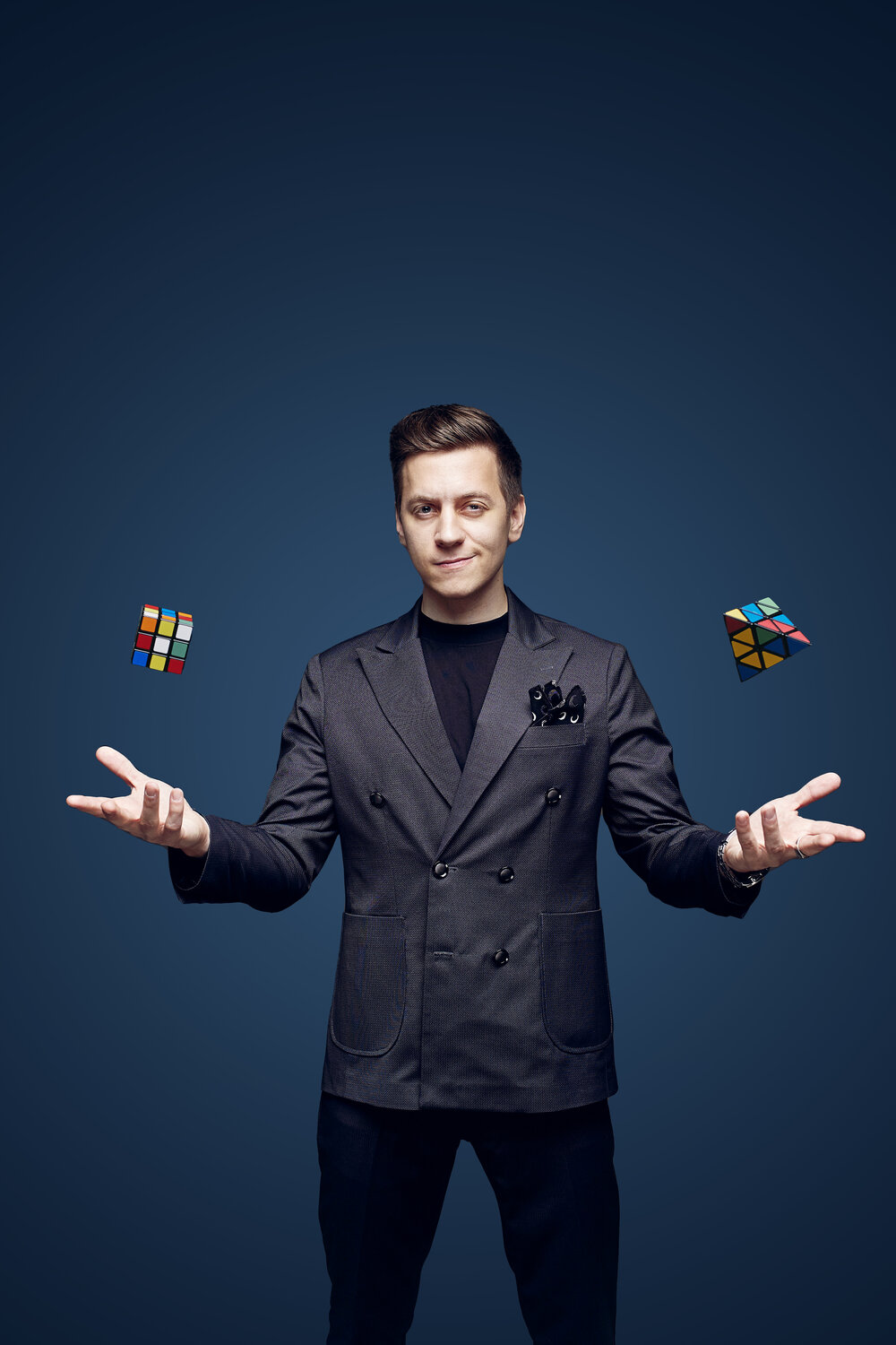 скриншот, илья яничев фокусник, фокусник, человек, ток шоу