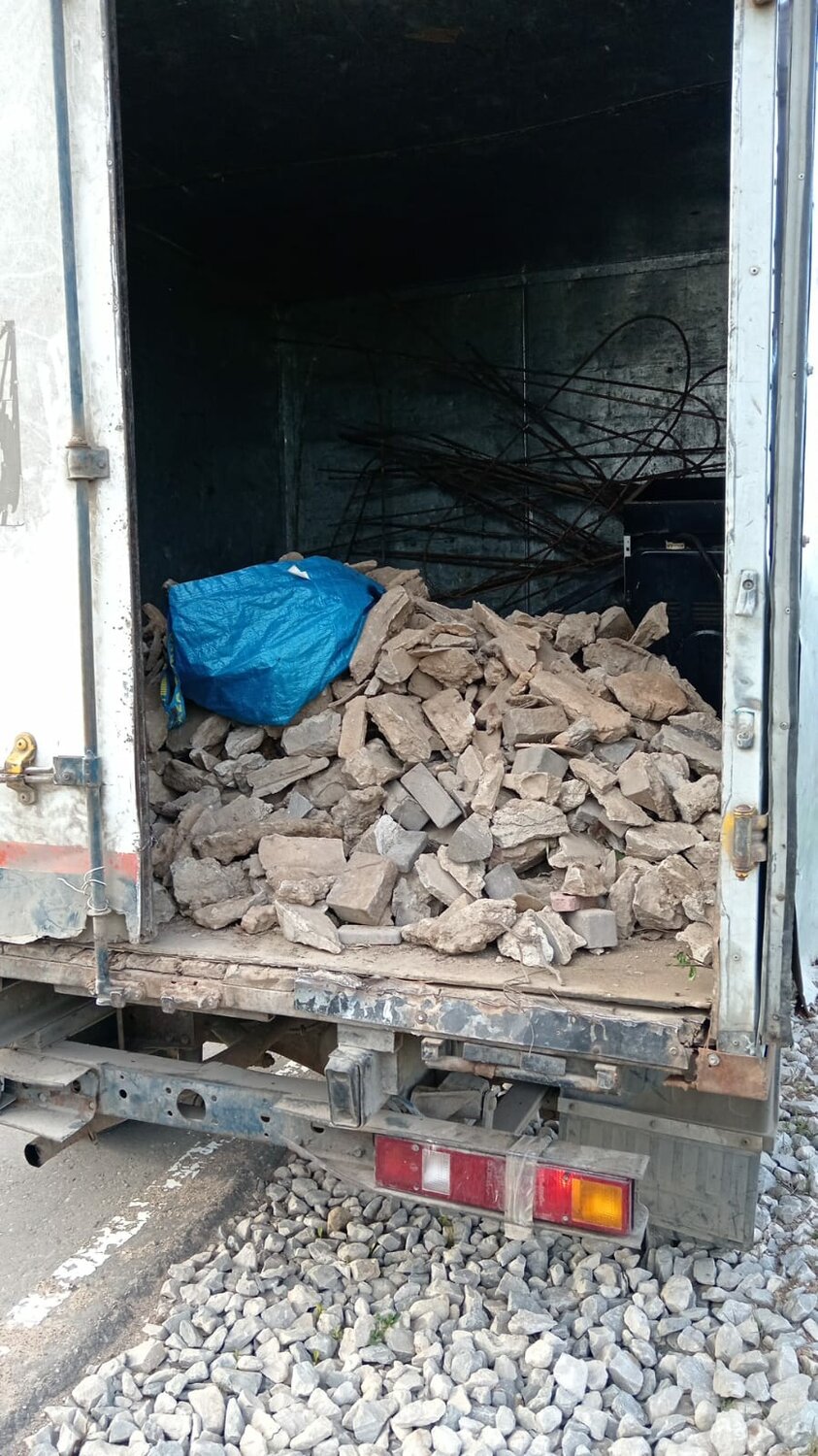 вывоз мусора газель, вывоз мусора, строительный мусор, перевозка грузов, вывоз