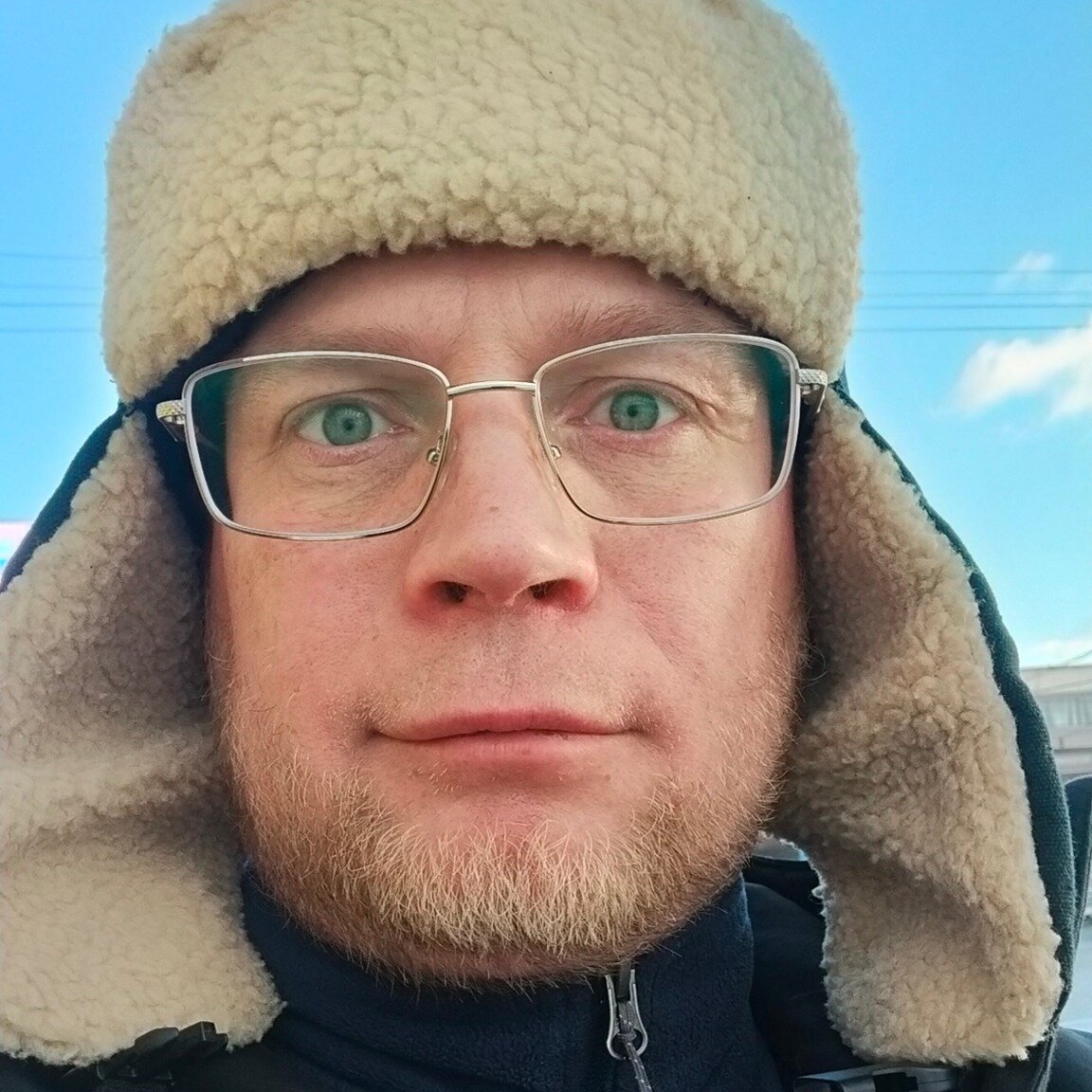 Денис Наместников