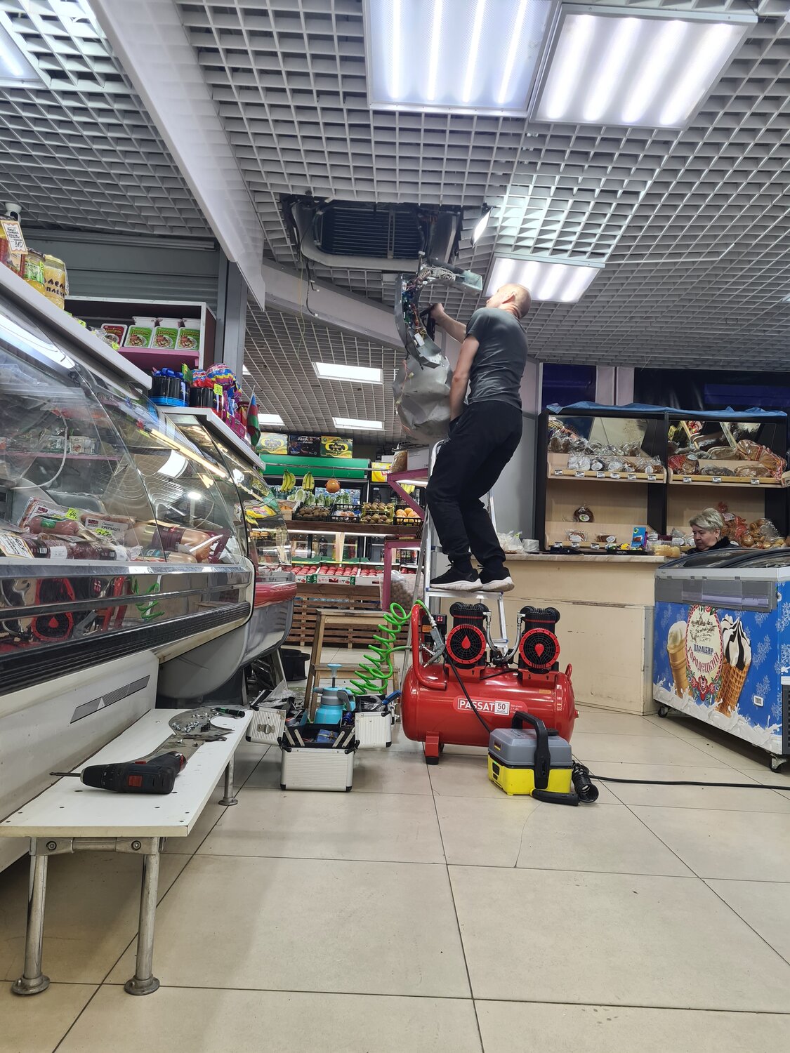 мир инструментов, спортивные товары, спорттовары для дома, в тц, тмк инструменты