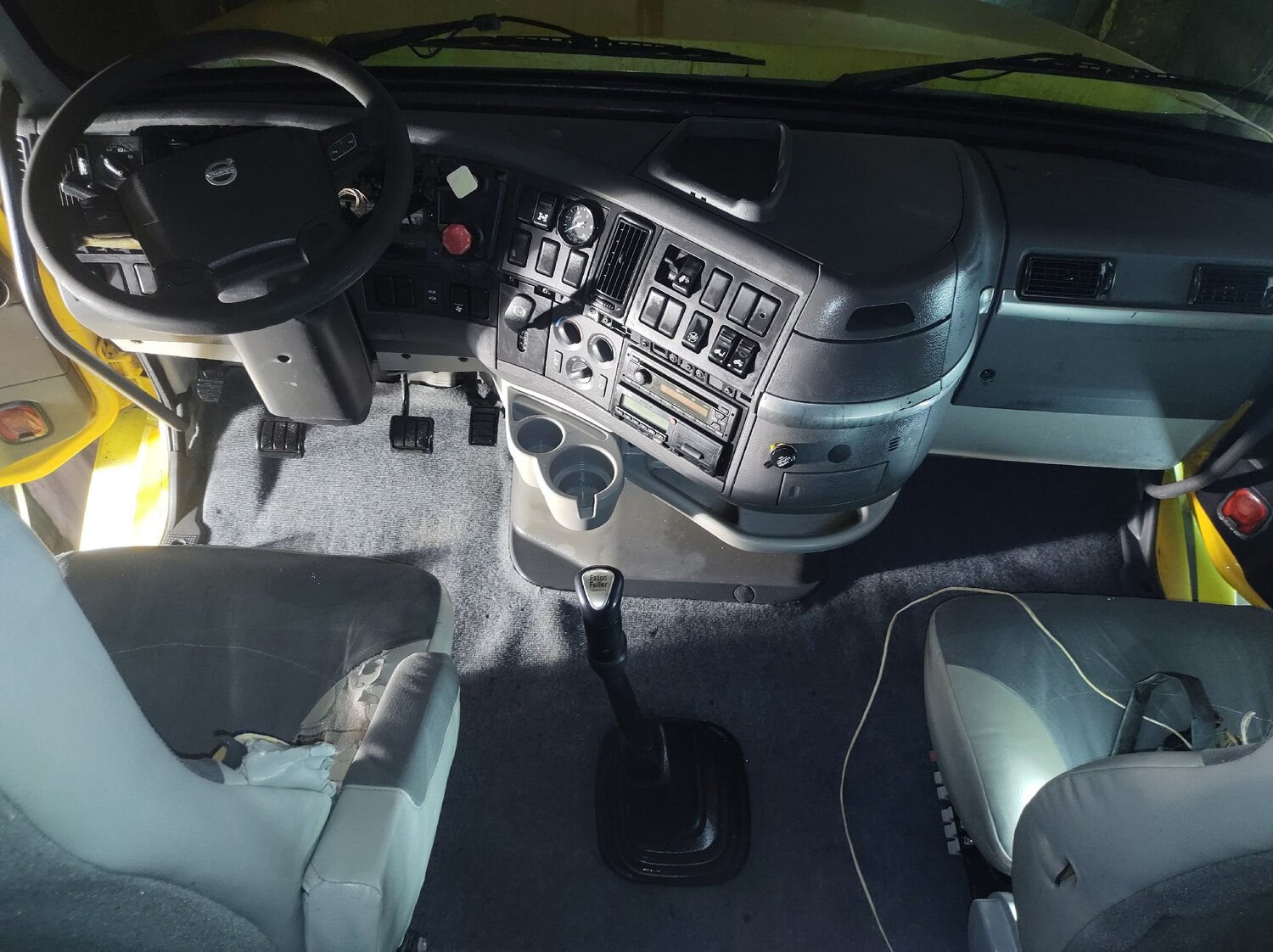 volvo vnl 780 кабина, volvo vnl 670 салон, volvo vnl, вольво внл 670 салон, volvo vnl 780 interior
