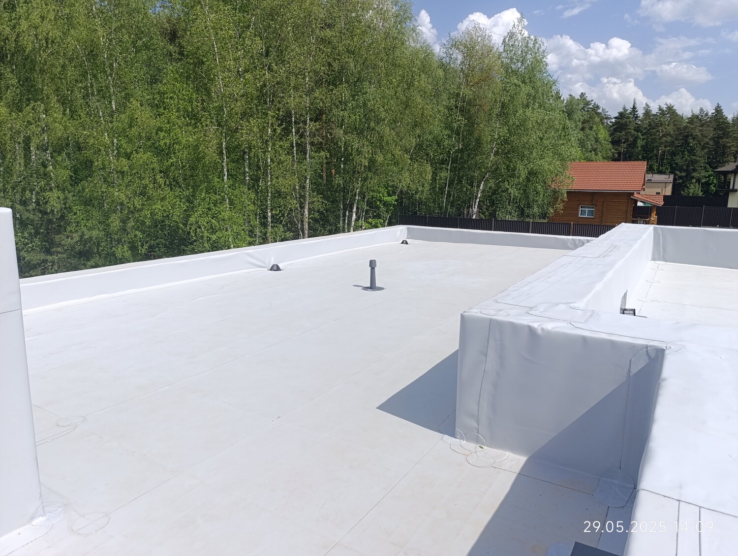 тпо мембраны для плоской кровли, кровля из пвх мембраны, мембранная кровля, кровля пвх мембрана, пвх мембрана для плоской кровли