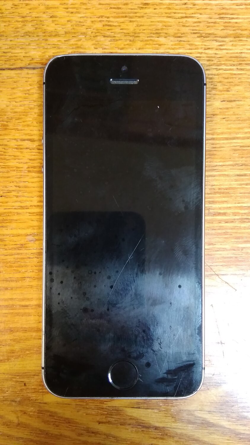 iphone, мобильный телефон, iphone 5, айфон 5 старый, iphone 6s б/у черный