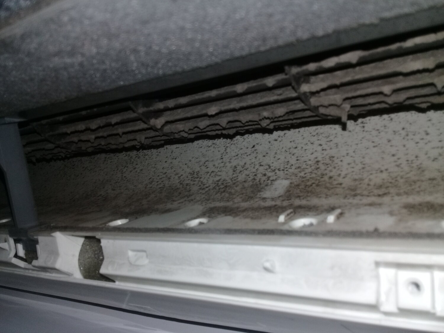 конденсат на потолке автомобиля, кондиционер, утепление потолка марк 2, солярис днище под домкрат, усилитель крыши соболь