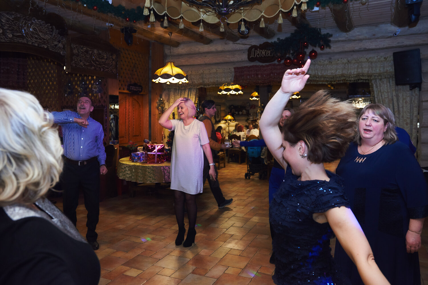 корпоратив в кафе, корпоратив, корпоратив пищеторга, корпоратив в магазине, новогодний корпоратив