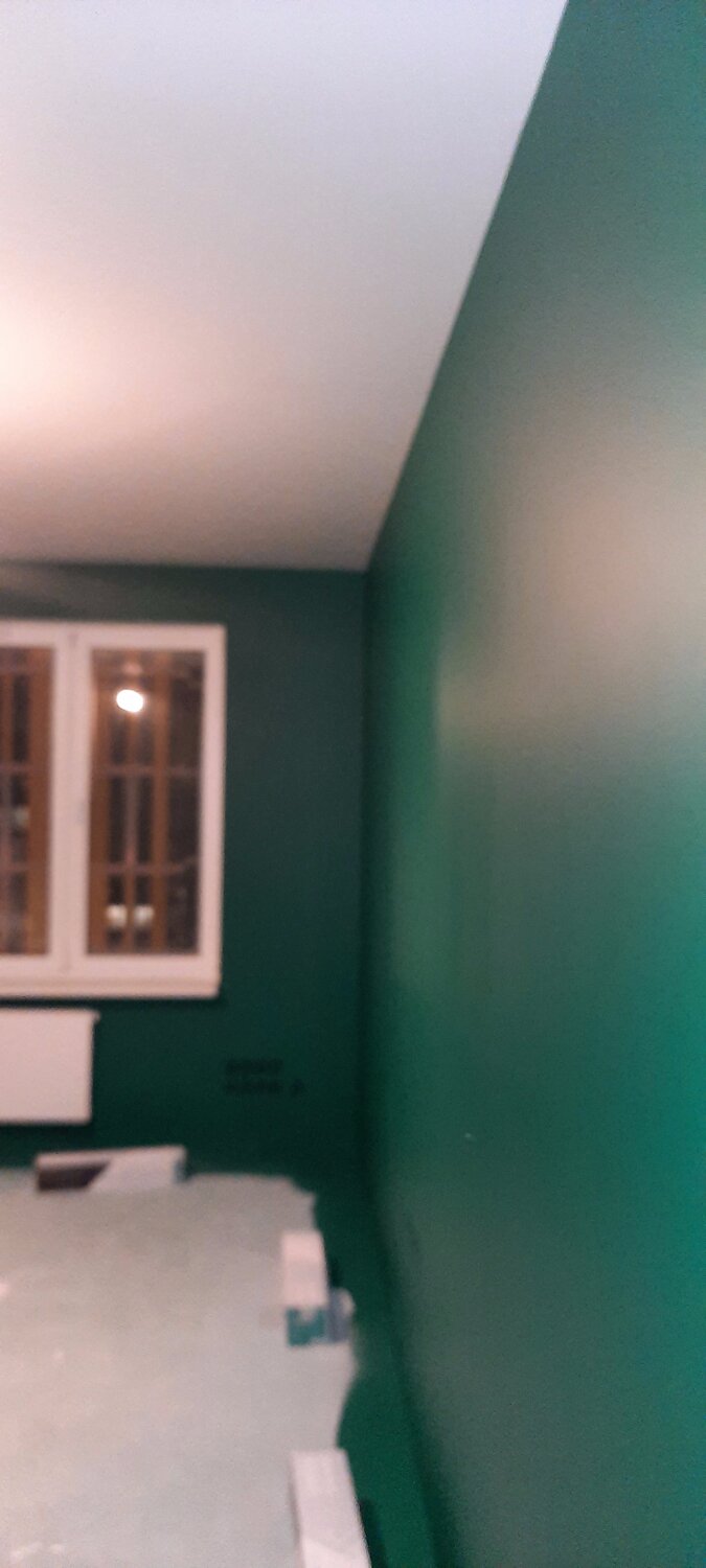 покраска стен в квартире, покраска стен, натяжные потолки в интерьере, окраска потолка, отделка квартир