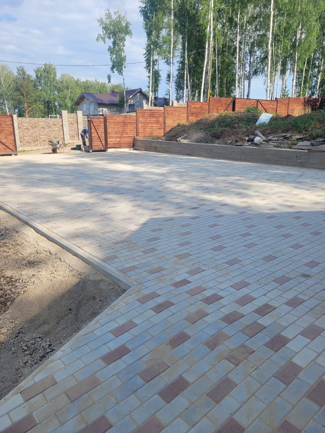 укладка брусчатки, красивая тротуарная плитка, укладка тротуарной плитки, мощение брусчаткой, тротуарная плитка