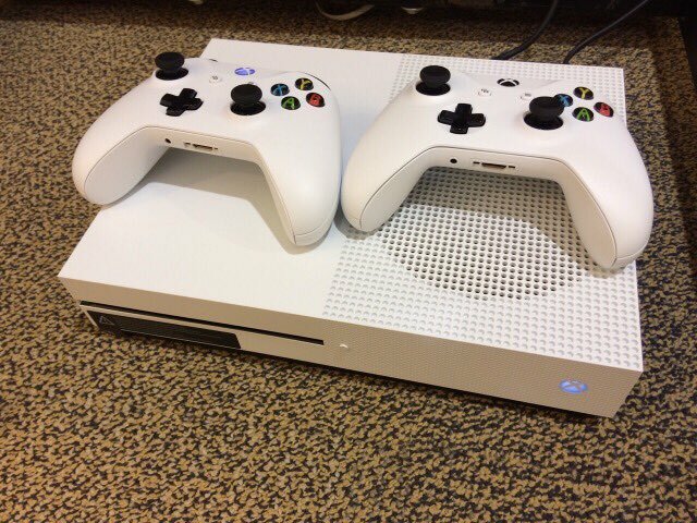 xbox one s, xbox one, xbox 360, xbox one s 500gb, xbox one s 1 tb 2 джойстика