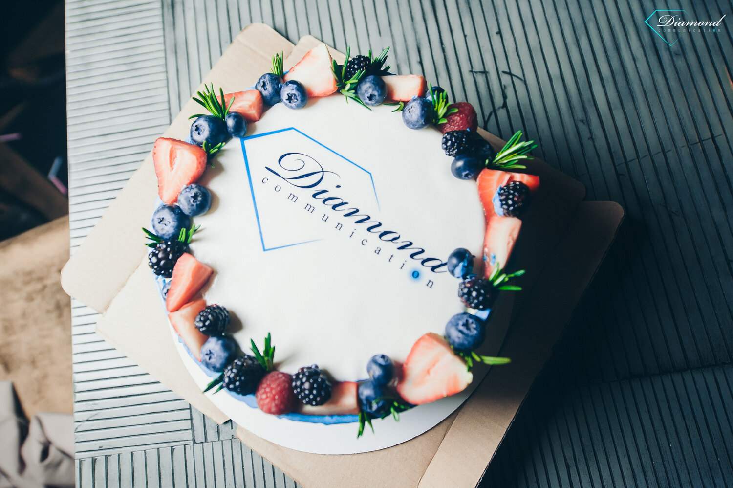 торт, венок из ягод на торте, кондитерские изделия, cake, мой тортик