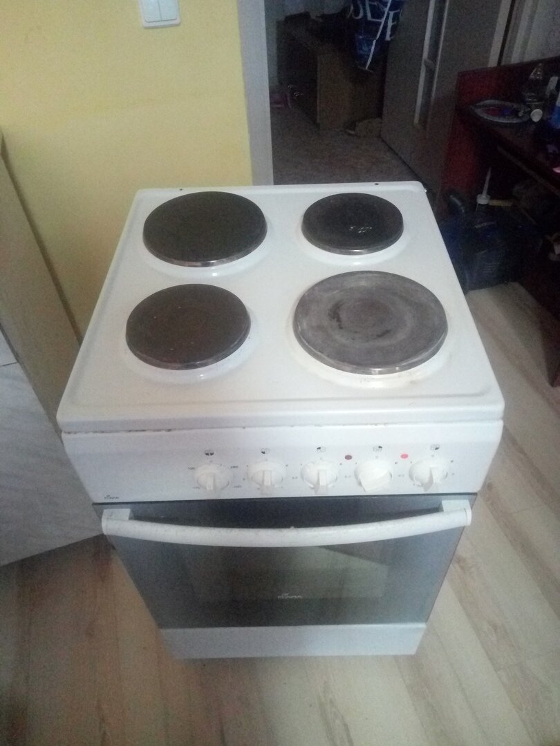 Электроплита бытовая 4 х конфорочная с духовым шкафом - 95 фото