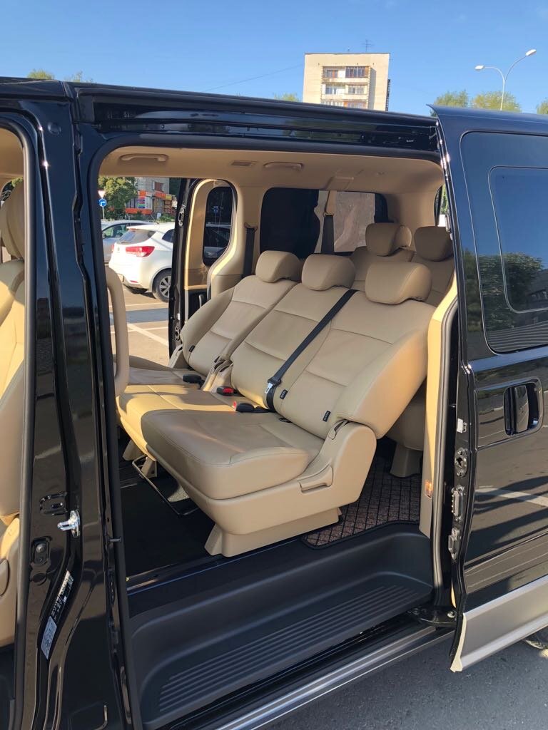 Аренда минивэна: Hyundai H-1