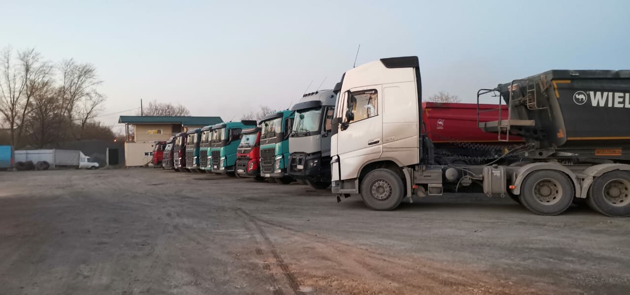 тягач, грузовик, грузовой автомобиль, фура дальнобой 5708, автомобиль